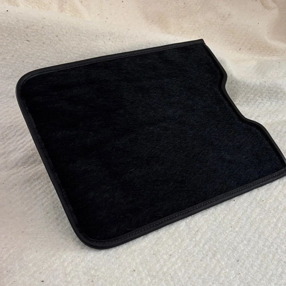 Barneys case: calf hair & leather